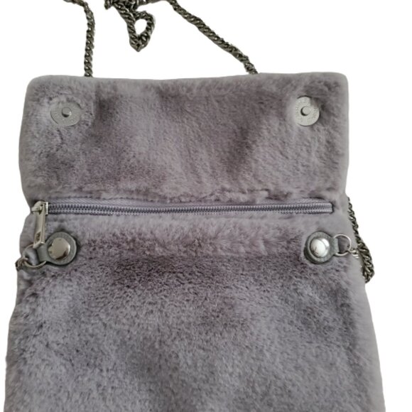 Faux Fur Fold-Over Snap Clasp Silver Tone Chain Gray Clutch Bag By Target - Picture 4 of 15